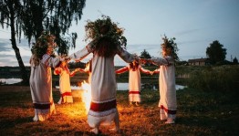 Театрализованная программа «Солнце заиграло, к нам пришел Иван Купала»