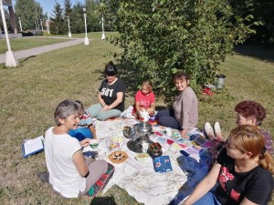Интерактивная программа «Яблочный Спас собрал сегодня нас»