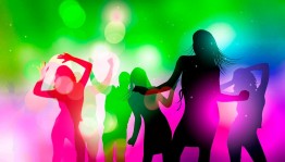 Развлекательная программа для детей старших классов. Дискотека, игры.