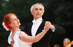 Вечер «Кружимся в вальсе»