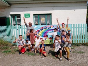 Игровая программа «Раз, два, три, четыре, пять–летом некогда скучать»