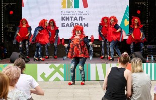 «Китап-Байрам» подарил театральные и музыкальные чудеса