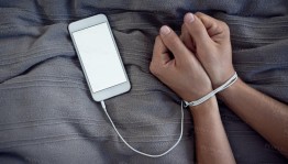 Интеллектуальный час «Телефоны в сторону»