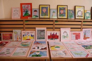 Выставка рисунков «Великая победа – вечная память поколений».
