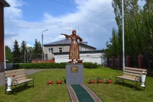 В Башкортостане появился памятник в честь легендарной певицы Хании Фархи