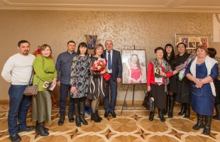 В Уфе поздравили народную артистку Башкортостана Алсу Галину с золотым юбилеем