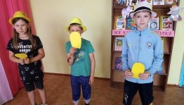 Познавательно–игровая программа «Больше нет у нас тревоги, знаем правила дороги!»