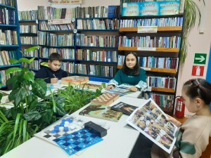 Информ – досье «Книги, которые читают герои кино»