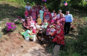 Праздник «Байгыл чишмэсе янында мили йололар» .