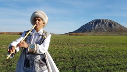 «Душа моя в мелодиях курая»