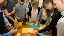 Познавательная игра «Профессии на все времена»