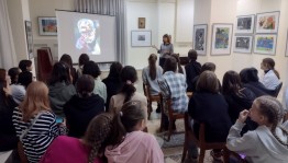 В выставочном зале "Ижад" прошла лекция по творчеству художника Алексея Кузнецова