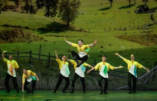 Гаскаровцы поздравляют Башкирский хореографический колледж имени Рудольфа Нуреева с юбилеем