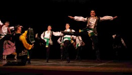 Гаскаровцы представили танцы народов мира в Ростове-на-Дону