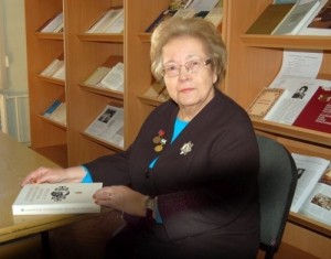 Күренекле ғалимә, фольклорсы Фәнүзә Нәҙершинаға 90 йәш тулды