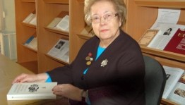 Күренекле ғалимә, фольклорсы Фәнүзә Нәҙершинаға 90 йәш тулды