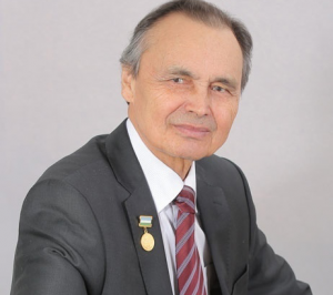 80-летний юбилей отмечает народный поэт Республики Башкортостан, общественный деятель Кадим Аралбаев
