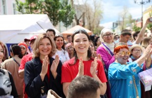 Вкусно, весело и дружно: В Центральном округе Москвы впервые состоялся Сабантуй