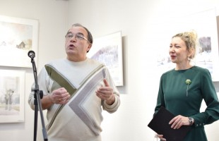 В Салавате открылась выставка художника Джамиля Ахметгалиева