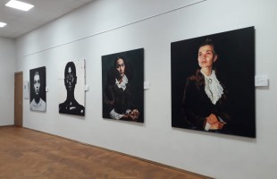 В Уфе открылась выставка картин художника из Нигерии