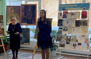 В Благовещенском районе открылась выставка картин Ирика Галимова, посвященная годовщине снятия блокады Ленинграда