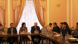 Culture Minister Amina Shafikova held a round table with leaders of the republic's theaters