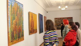 В БГХМ им. М. Нестерова  открылась выставка Д. Сулемайнова