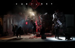 «Старший сын» в Стерлитамаке: Премьера башкирского драмтеатра оживила ностальгию по 90-м