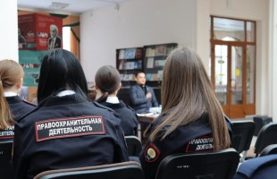 В Национальной библиотеке Башкортостана прошла встреча с ветераном боевых действий Ниязом Махмутовым