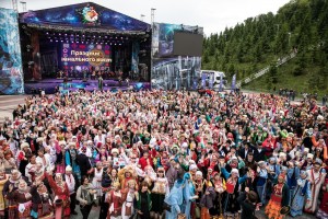 The Bashkir State Philharmonic launches the costume flash mob