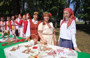 В Мишкино прошёл Межрегиональный open-air фестиваль музыкального творчества финно-угорских народов