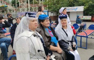 В  парке им.Якутова прошел Праздник национального костюма