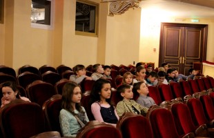 В рамках открытия Года театра в БГТОиБ прошёл тематический квест для школьников