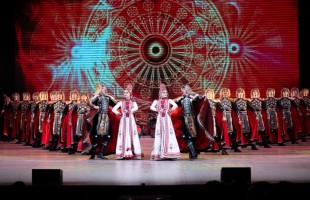 В Уфе состоялся совместный концерт ансамбля имени Файзи Гаскарова и ансамбля имени Михаила Годенко