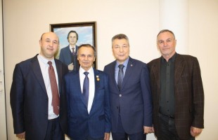 В Уфимской художественной галерее открылась персональная выставка Вакиля Шайхетдинова