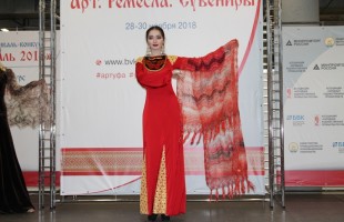 Министр культуры РБ Амина Шафикова приняла участие в торжественном открытии Республиканского фестиваля «Башкирская шаль – 2018»