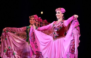 В Уфе отметили 50-летие творческой деятельности главного балетмейстера Башкирского театра оперы и балета  Леоноры Куватовой
