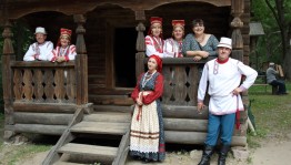 Ансамбль «Вастома» представил Башкортостан на этнографическом фестивале «Троицкие гуляния» в Нижнем Новгороде