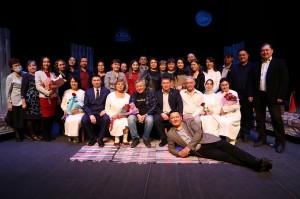 В Сибайском башдрамтеатре прошла премьера спектакля "Выходили бабки замуж"