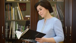 Поздравление министра культуры РБ Амины Шафиковой с Общероссийским Днем библиотек