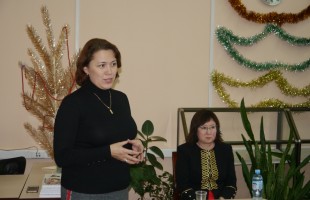 Писательница Дина Гаврилова в Национальной библиотеке встретилась с уфимскими читателями