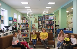 В Старокалмашевской сельской модельной библиотеке прошел час познания «Родной язык - вечная сокровищница»