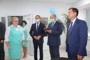 В Кугарчинском районе торжественно открылась модельная библиотека