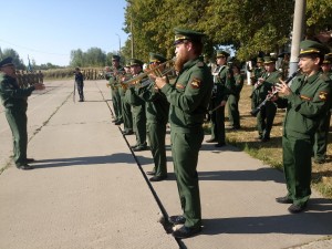 Творческие коллективы из Башкортостана выступили на месте боевого слаживания