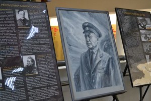 Портрет Мусы Гареева передан в дар Республиканскому музею Боевой Славы