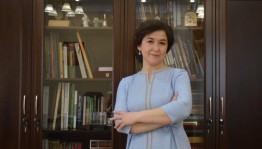 Поздравление министра культуры РБ Амины Шафиковой с Днём работника культуры
