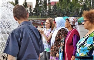 Сотрудники БРСБС провели для читателей экскурсию к памятнику Салавату Юлаеву