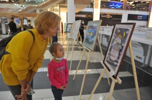 В ТЦ МЕГА открылась выставка художниц-любительниц