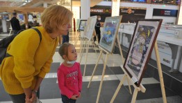 В ТЦ МЕГА открылась выставка художниц-любительниц
