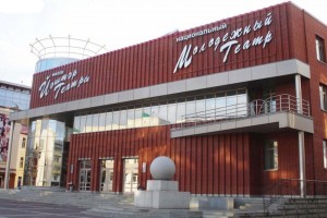 Национальный молодежный театр участвует в двух фестивалях